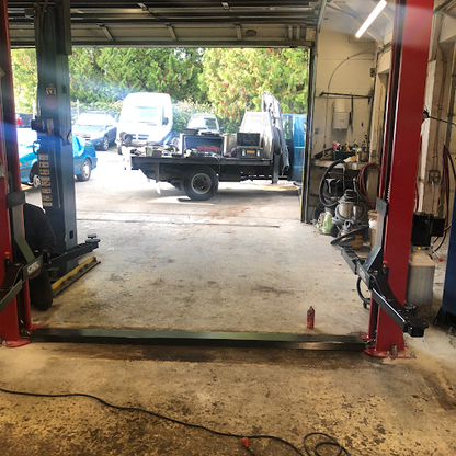 Two-Post Base Plate Lift – Model N (9000)