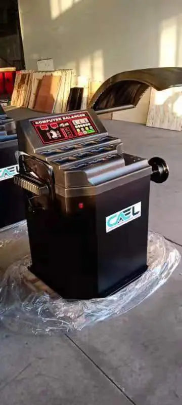 Wheel Balancer Machine (WB100)