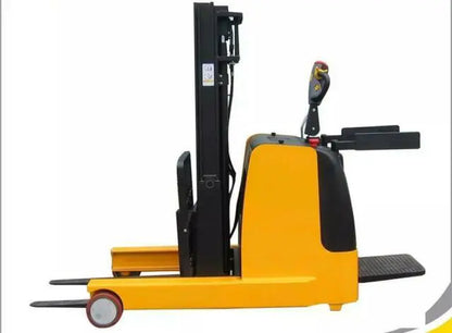 Counterbalance Electric Stacker 1600kg (3527lbs) (62.99”)
