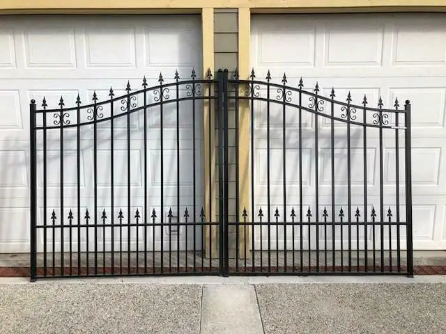 Driveway Steel Gate / Metal Garden Gate 12′ Wide