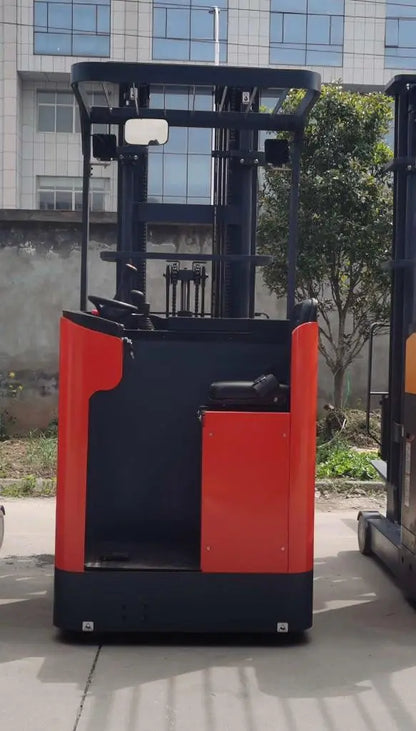 Electric Reach Truck seated or stand on 1.5T Height 4M