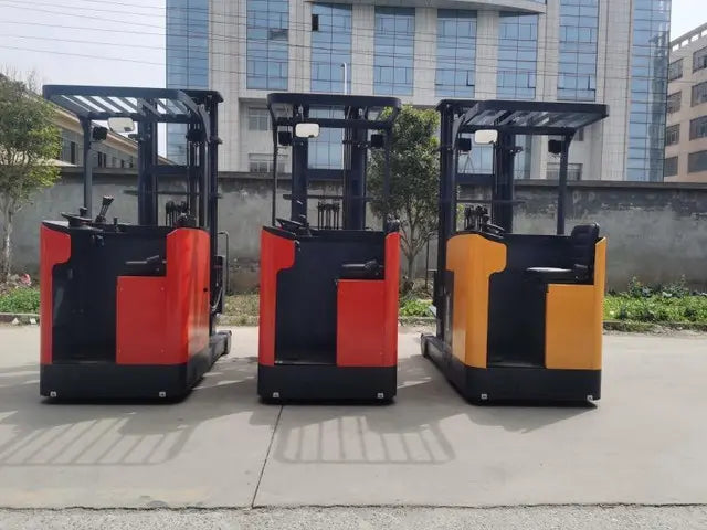 Electric Reach Truck seated or stand on 1.5T Height 4M