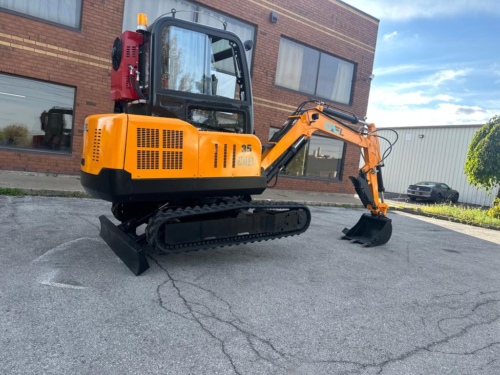 Mini Excavator 3.5T Swing Boom, Hydraulic Thumb, and AC/Heat Included (EX35KB-B)
