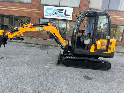Mini Excavator 3.5T Swing Boom, Hydraulic Thumb, and AC/Heat Included (EX35KB-B)