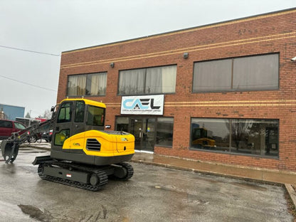 Mini Excavator 4 ton with Yanmar engine with cab
