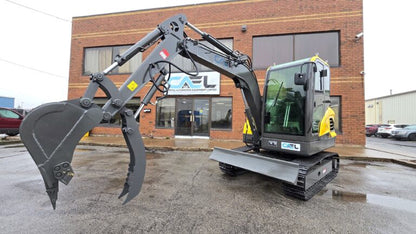 Mini Excavator 4 ton with Yanmar engine with cab
