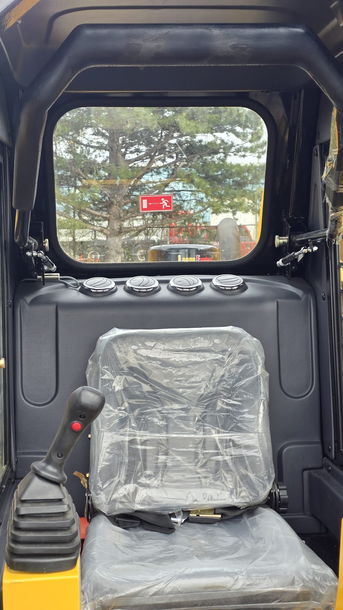 Skid Steer CAEL-45 with Wheels