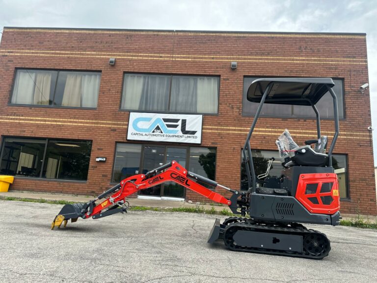 Mini Excavator 1.3T , with Kubota engine, Hydraulic Thumb & Swing boom & side controls