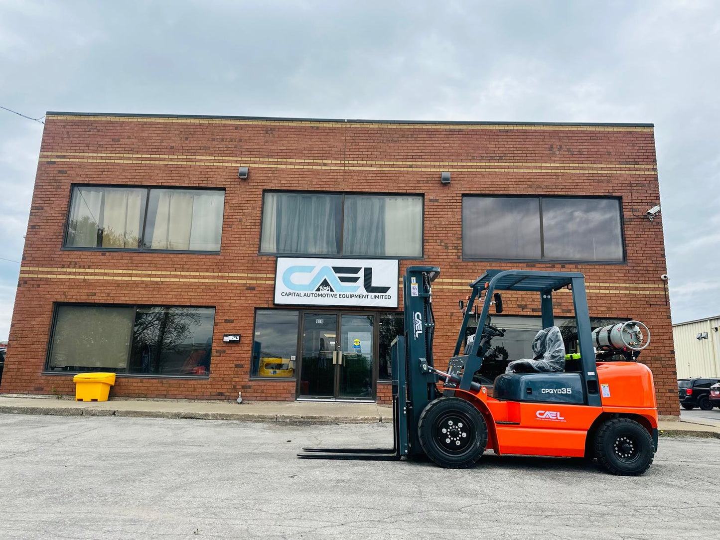 CAEL Forklift LPG 2.5 ton with 3 stage side shift