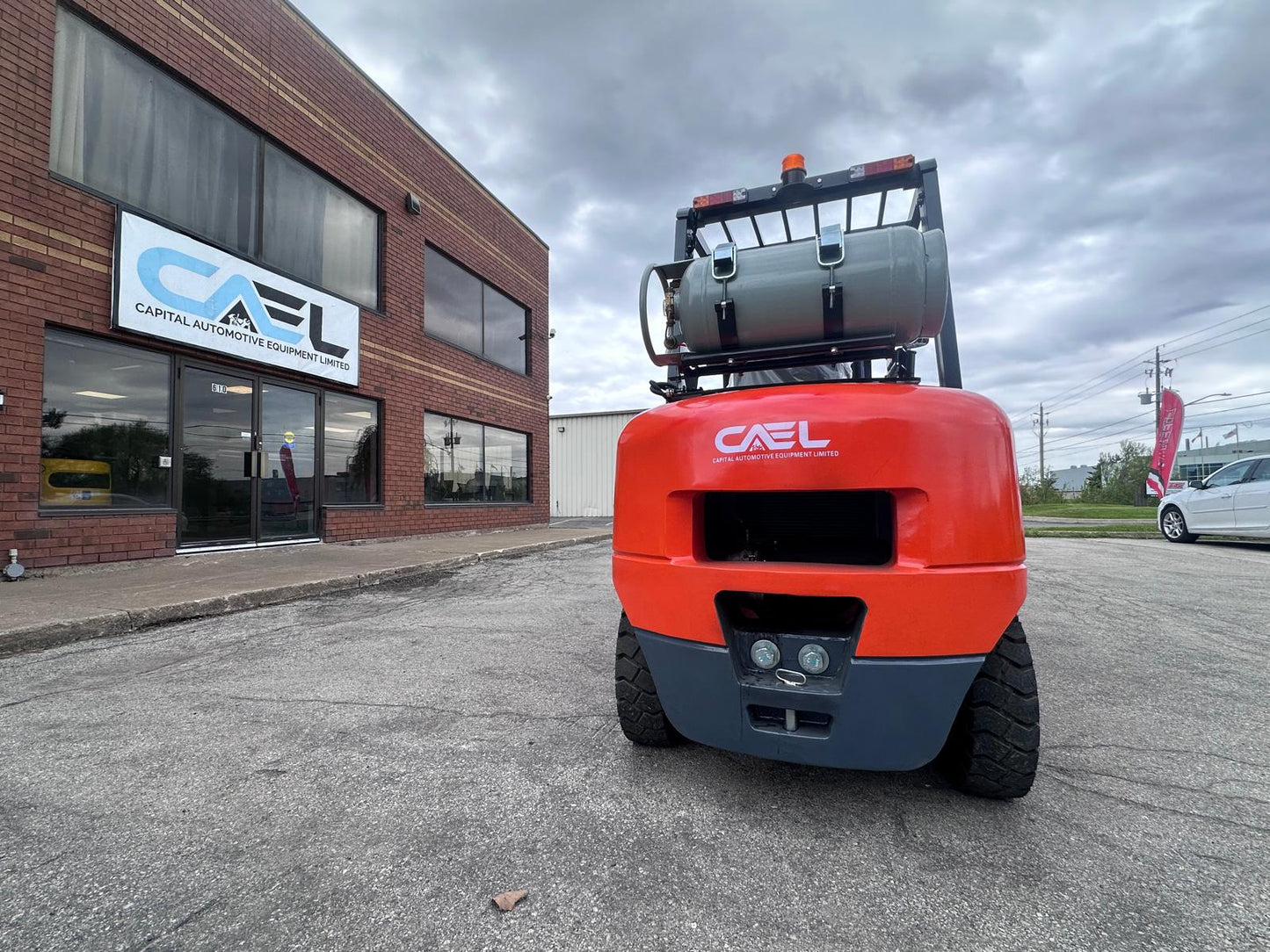 CAEL Forklift LPG 2 Ton with 3 stage side shift