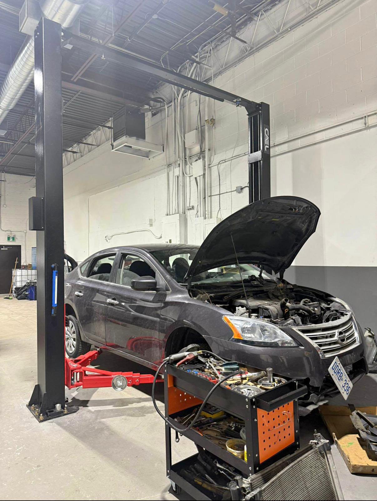 Two-Post Clear Floor Lift – Model N (10000)
