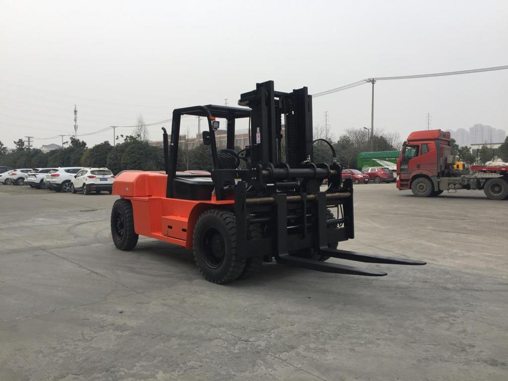 Outdoor Forklift Diesel 8T with side shift