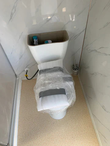 Portable Toilets With Bathroom
